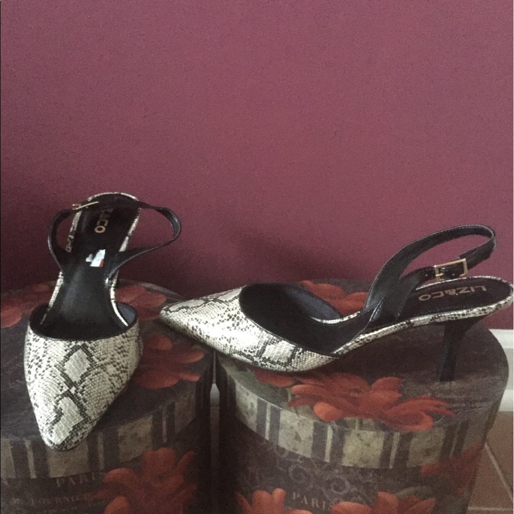 Liz & Co size 7.5 heel